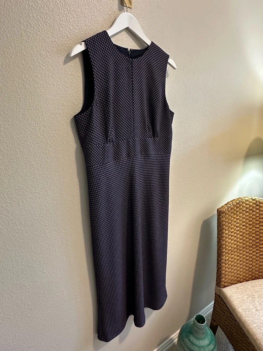 ☀️ J.CREW 365 Sleeveless Crepe Midi Dress with Keyhole - Picture 10 of 16
